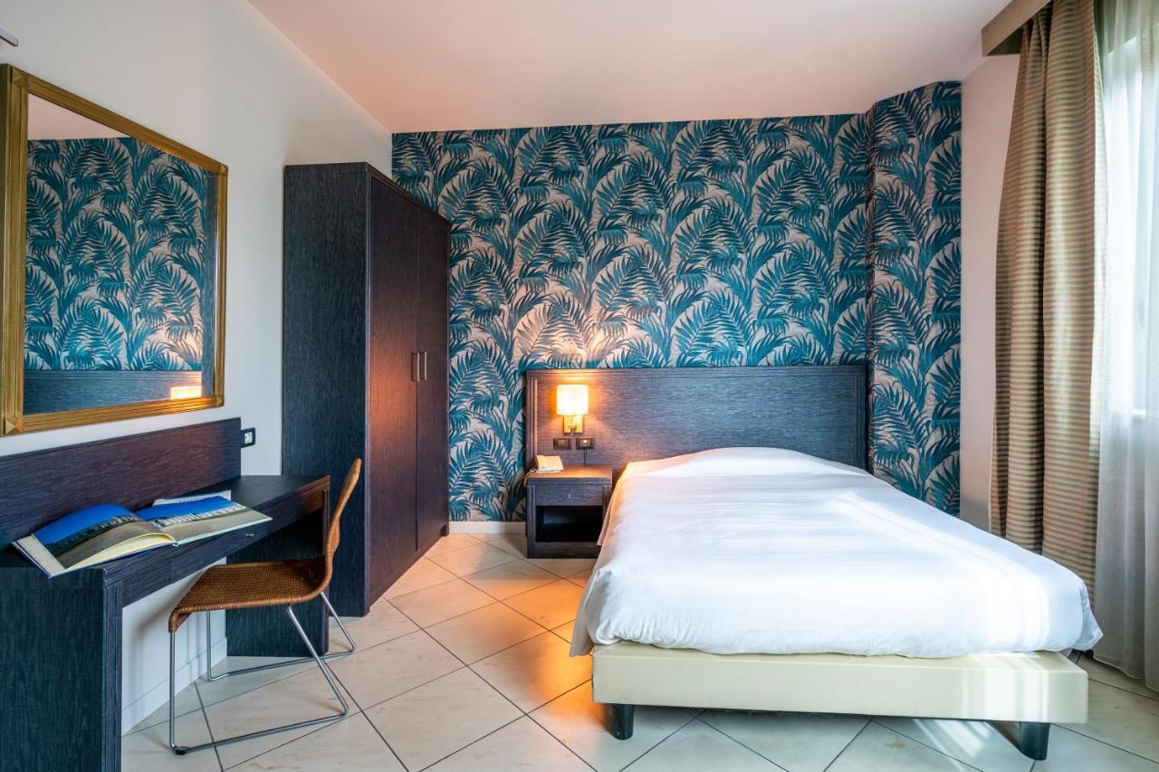 Hotel Parisi Нікеліно Екстер'єр фото