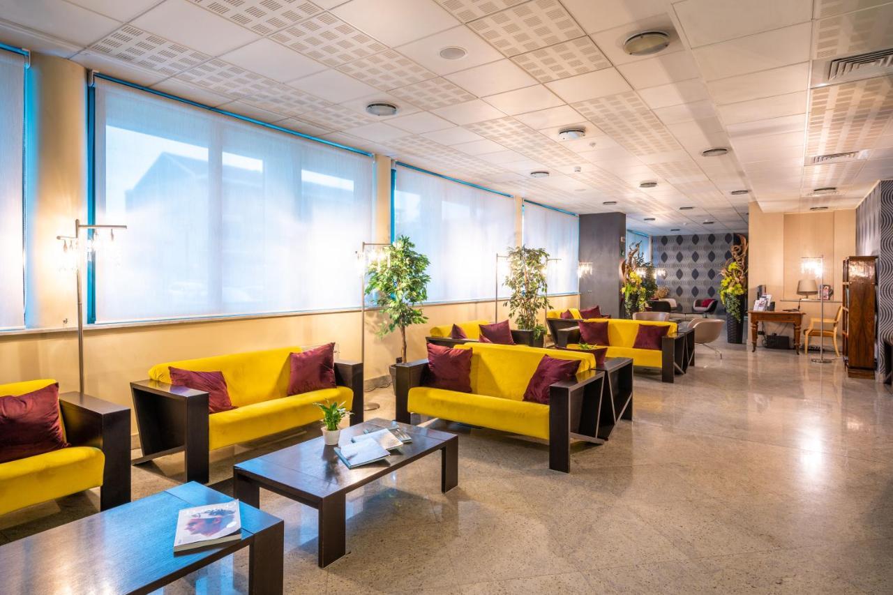 Hotel Parisi Нікеліно Екстер'єр фото