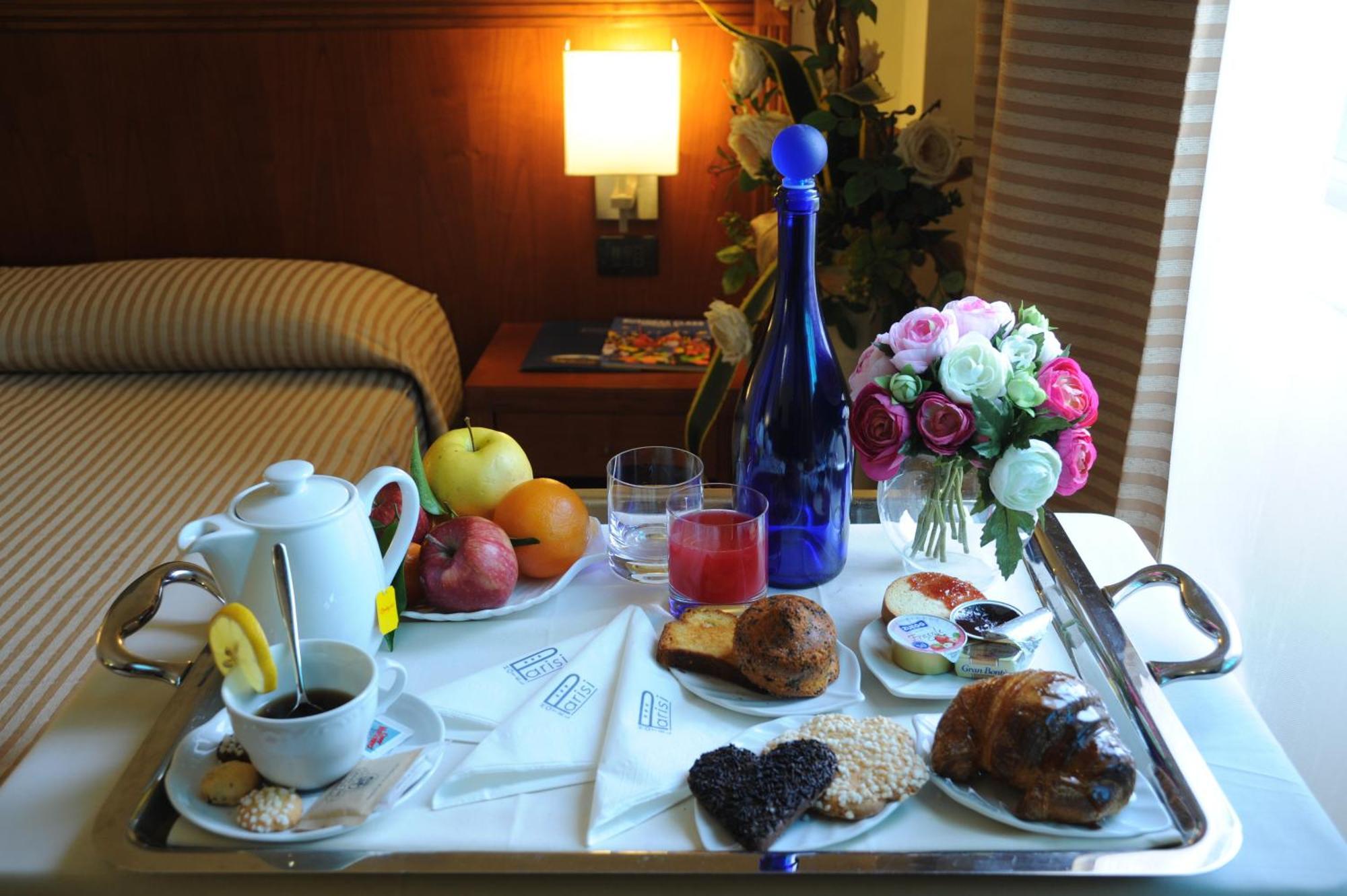 Hotel Parisi Нікеліно Екстер'єр фото